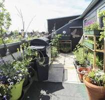 Rosellerheide: Großzügige 4-Zi.-Whg. mit Sonnen-Loggia und 2 Stellplätzen - Neuss Rosellen
