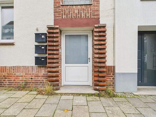 Hauseingang - Mehrfamilienhaus, Wohnhaus mit 240,30 m&sup2; in Osnabrück zum Kaufen