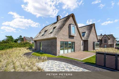 Bild 1 - Halber Deich - F26 Modernes Küstenidyll unter Reet im Dünenpark List auf Sylt