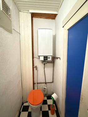 DG_WC - 