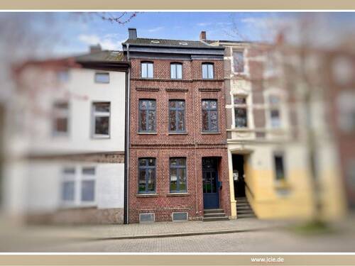Außenansicht - Stilvolles Stadthaus in begehrter Lage von MG-Rheydt