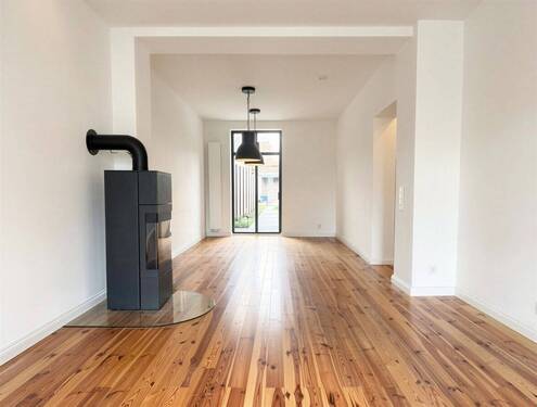 Wohn-/Esszimmer EG - Reihenmittelhaus mit 188,00 m&sup2; in Mönchengladbach zur Miete