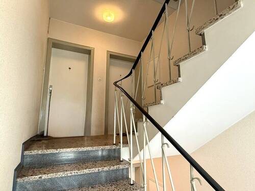 Wohnungseingang 2 Obergeschoss - 