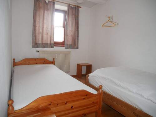 Schlafzimmer - 3 Zimmer Etagenwohnung zur Miete in Ummendorf