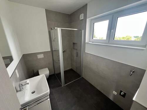 Badezimmer - Büro in Weißenthurm zur Miete