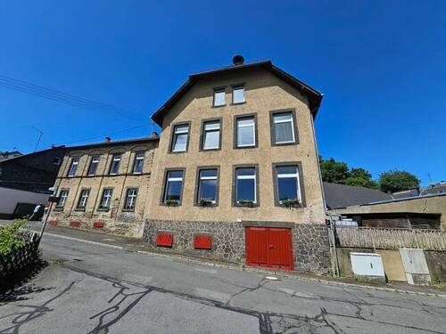 Bild 3 - 7 Zimmer Mehrfamilienhaus, Wohnhaus in Kaisersesch