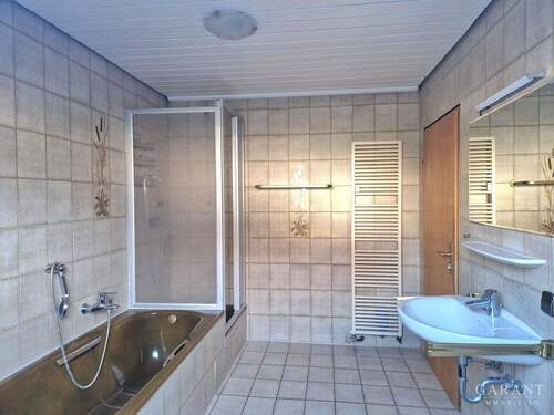 Bad - Etagenwohnung mit 106,00 m&sup2; in Gaggenau zum Kaufen