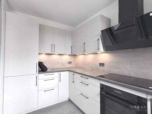 Küche L - Etagenwohnung mit 104,00 m&sup2; in Leinfelden-Echterdingen zur Miete