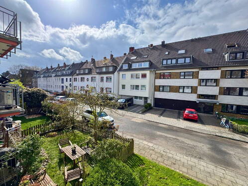 Ausblick ins Grüne / Sackgasse - 