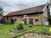Blick auf Stallung - Einfamilienhaus mit 227,00 m² in Dähre zum Kaufen