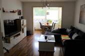 Wohnzimmer - 3 Zimmer Etagenwohnung zur Miete in Hannover