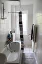 Wannenbad mit Fenster - 