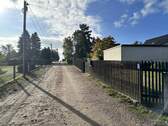 Zufahrt - Grundstück in Werdau OT Leubnitz-Forst zum Kaufen