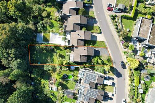Draufsicht mit Grenzen - Doppelhaushälfte mit 144,00 m&sup2; in Leverkusen / Lützenkirchen zum Kaufen