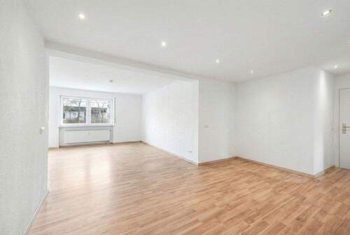 Wohnbereich - 4 Zimmer Etagenwohnung zum Kaufen in Unterschleißheim