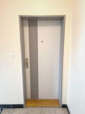 Wohnungseingangstüre - 