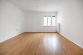 Wohnzimmer - 2 Zimmer Etagenwohnung zum Kaufen in Berlin