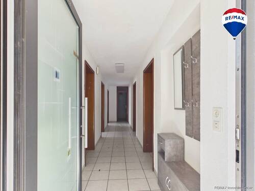 RE/MAX Immobilien DeLux Haus zu verkaufen in Besseringen - 