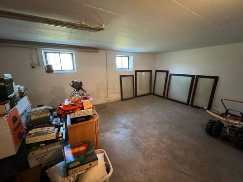 Garage - 