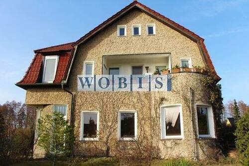 Hausansicht.jpg - Dachgeschosswohnung für Single oder Paare mit Balkon in Altlandsberg