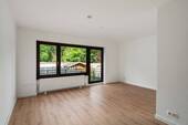 Wohn- und Esszimmer - 4 Zimmer Reihenmittelhaus in Bremen