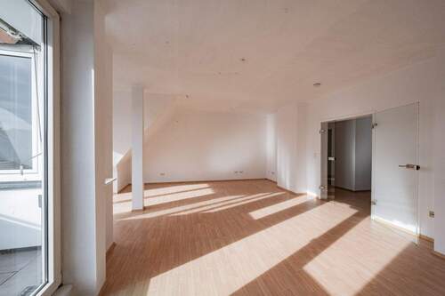 Wohnzimmer Blick zum Flur - 