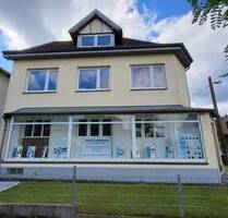 Erstbezug nach Komplettsanierung: Moderne 3-Zi.-DG-Wohnung in Lübeck-Schlutup, Mecklenburger Straße