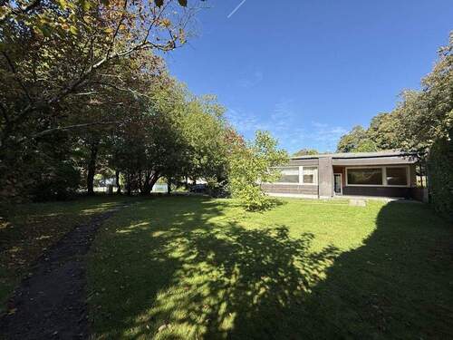 Seitenansicht - 3 Zimmer Bungalow zum Kaufen in Roetgen