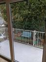 Balkon mit Blick in den Garten - 
