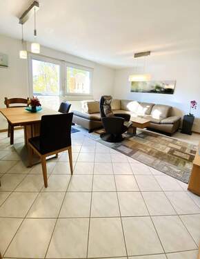 Wohnzimmer - 2 Zimmer Etagenwohnung zum Kaufen in Bodenheim