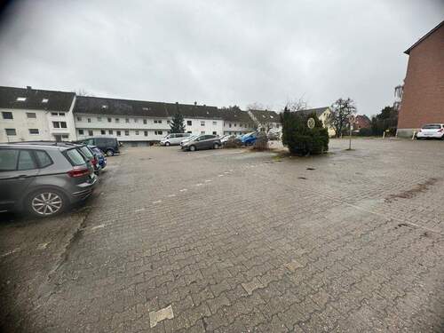 Parkplatz - 