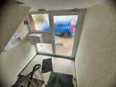 Hauseingang / Treppenhaus - 