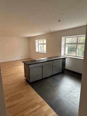 Bild 1 - Helle Denkmalgeschütze 2,5 Zimmer-Wohnung im Herzen von Roth