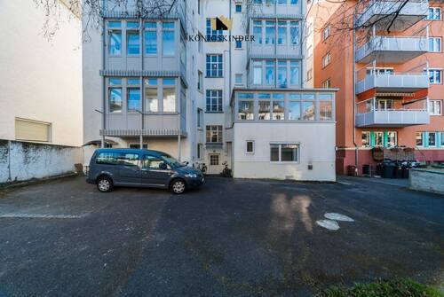 Hinterhof - 