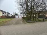 Zufahr zum Garagengrundstück - Mehrfamilienhaus, Wohnhaus in Lübeck / Sankt Lorenz Nord