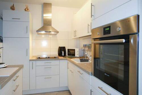 ansprechende Einbauküche - 