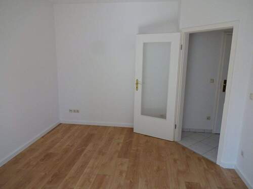 Wohn-/Schlafbereich - Etagenwohnung mit 25,40 m² in Zwickau zur Miete