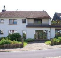 Einfamilienhaus mit Einliegerwohnung in zentraler Lage von Ruppichteroth
