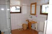 Bad mit Dusche - 