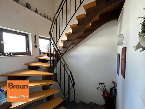 1-2 Fam.-Haus, St. Georgen, Treppenhausanlage - 