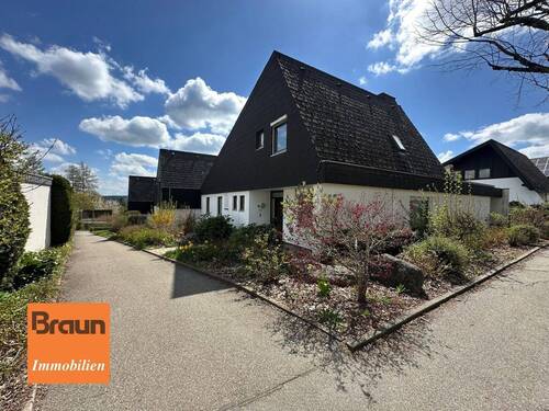 1-2 Familien-Haus, St. Georgen - Mehrfamilienhaus, Wohnhaus mit 150,00 m&sup2; in Sankt Georgen im Schwarzwald zum Kaufen