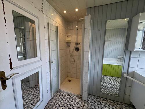 Badezimmer DG - 
