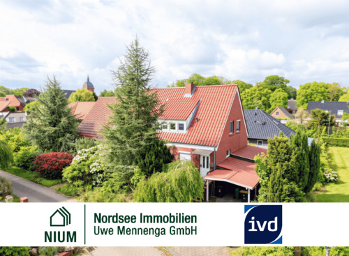 Außenansicht - Geräumiges Doppelhaus mit Nebengebäude im Ortszentrum