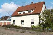 Außenansicht - 7 Zimmer Mehrfamilienhaus, Wohnhaus zum Kaufen in Rutesheim