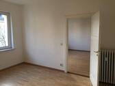Blick vom SZ zum WZ - 2 Zimmer Etagenwohnung zur Miete in Leipzig