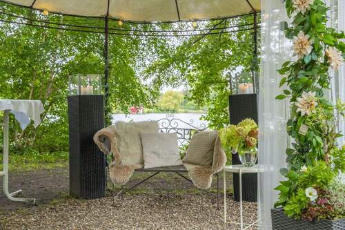 Potenzieller Trauungsbereich mit Ausblick auf den - 