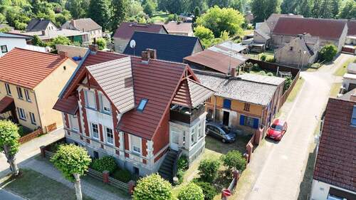 Vorder- & rechte Seitenansicht - 