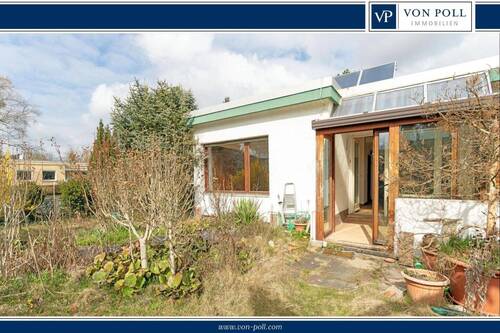 Titelbild Blken - Freistehender Bungalow mit großzügigem Grundstück und Photovoltaik in Zehlendorf