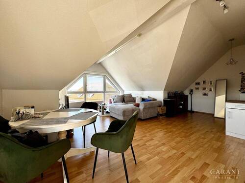 Wohn- und Essbereich - 2 Zimmer Etagenwohnung zum Kaufen in Empfingen