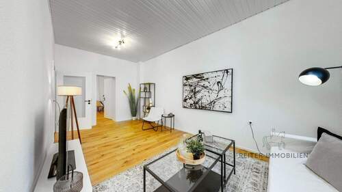 Wohnzimmer - 2 Zimmer Etagenwohnung zum Kaufen in Fulda
